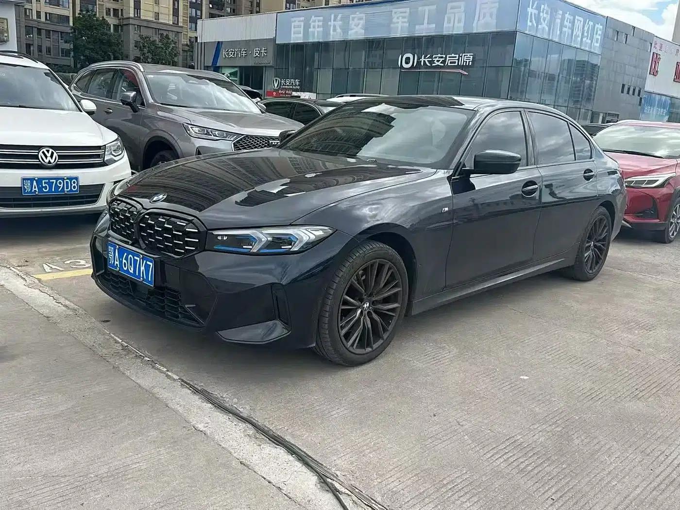 2024 BMW 3 Series 330Li M Sport Shadow Edition — миниатюра 1