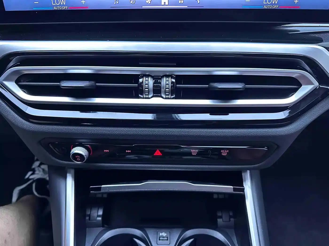 2023 BMW 3 Series 320Li M Sport Package — миниатюра 15