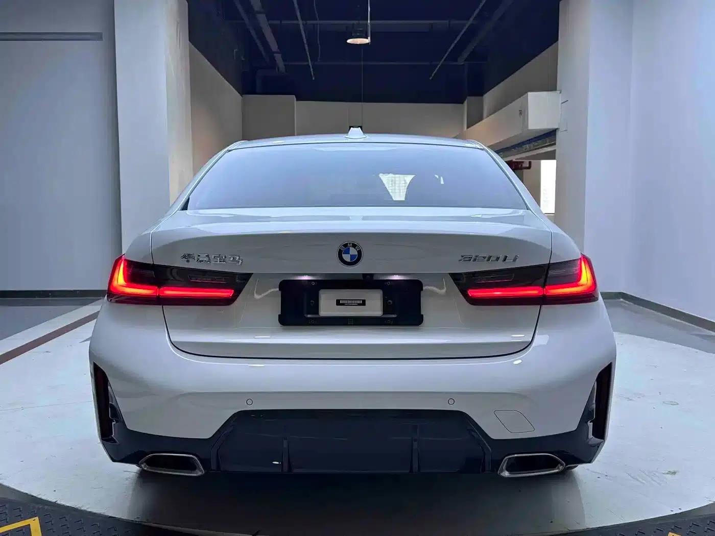 2023 BMW 3 Series 320Li M Sport Package — миниатюра 5