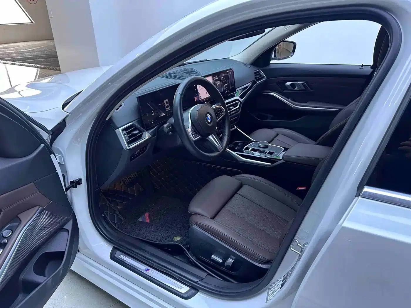2023 BMW 3 Series 320Li M Sport Package — миниатюра 9