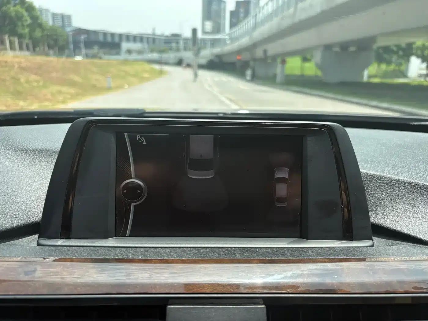 BMW 3 Series 2013 320Li Fashion Edition — миниатюра 13