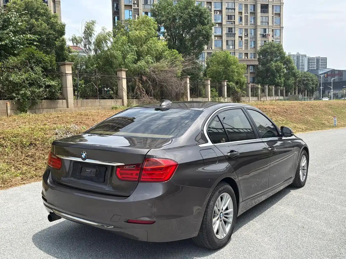 BMW 3 Series 2013 320Li Fashion Edition — миниатюра 7