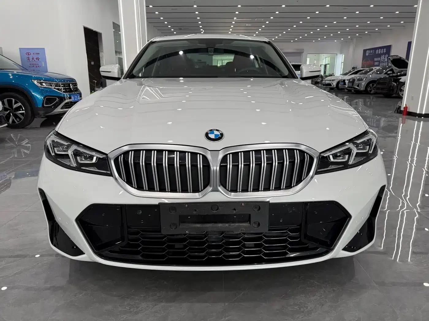 2023 BMW 3 Series 320Li M Sport Package — миниатюра 2