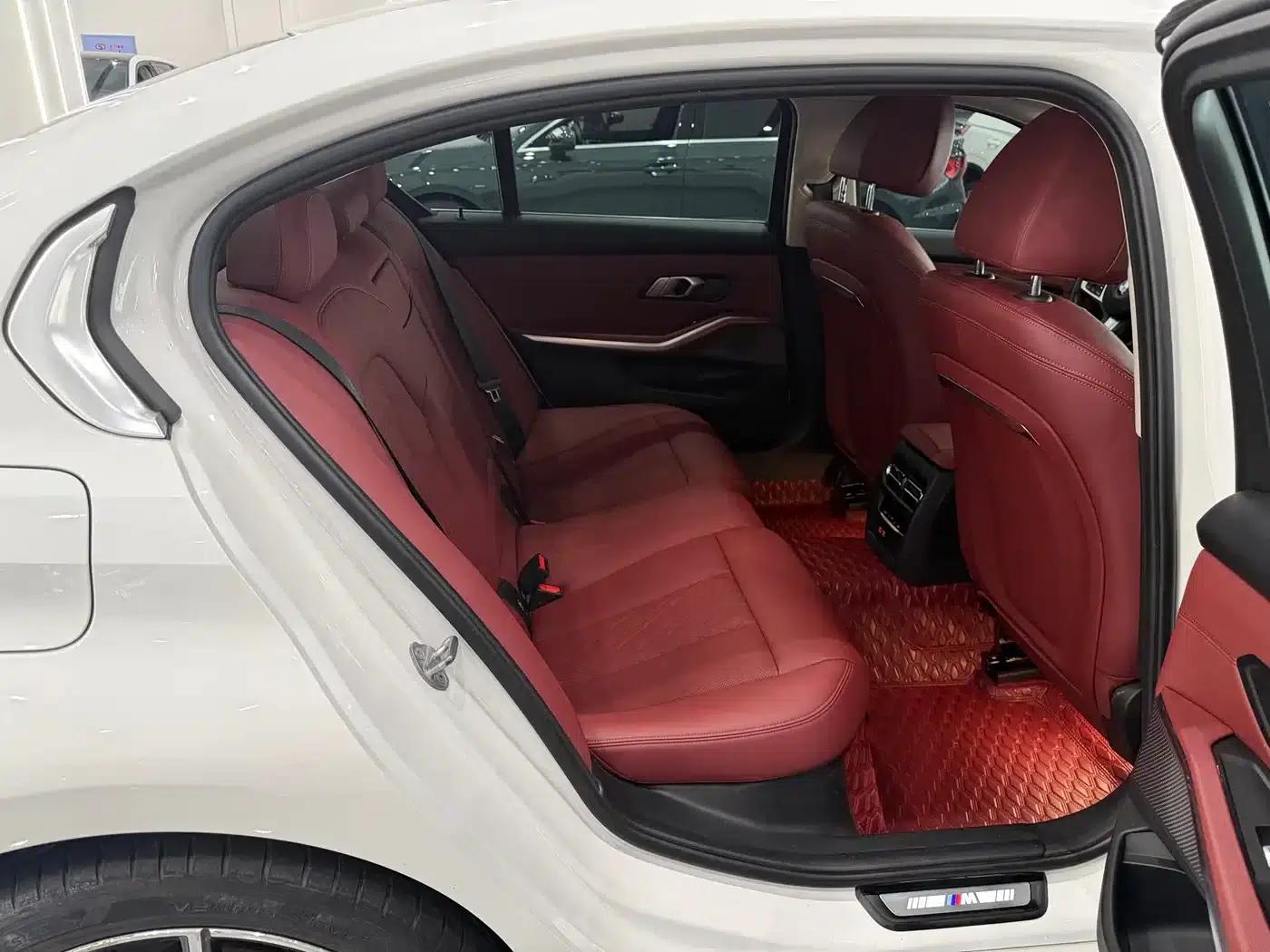 2023 BMW 3 Series 320Li M Sport Package — миниатюра 11