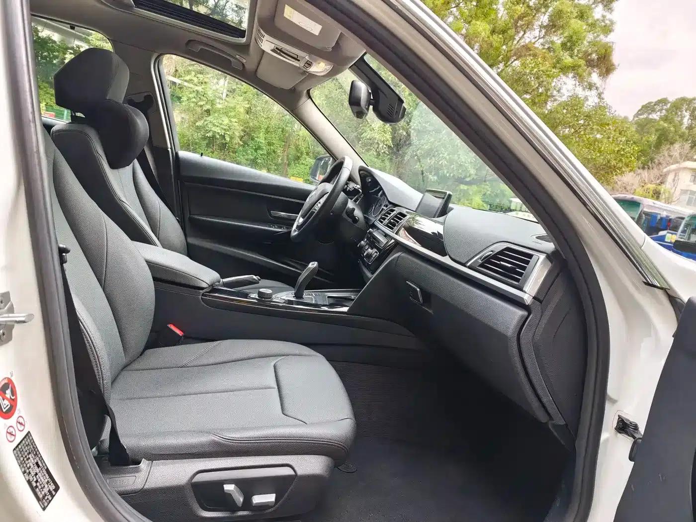 2017 BMW 3 Series 318Li Fashion Edition — миниатюра 15