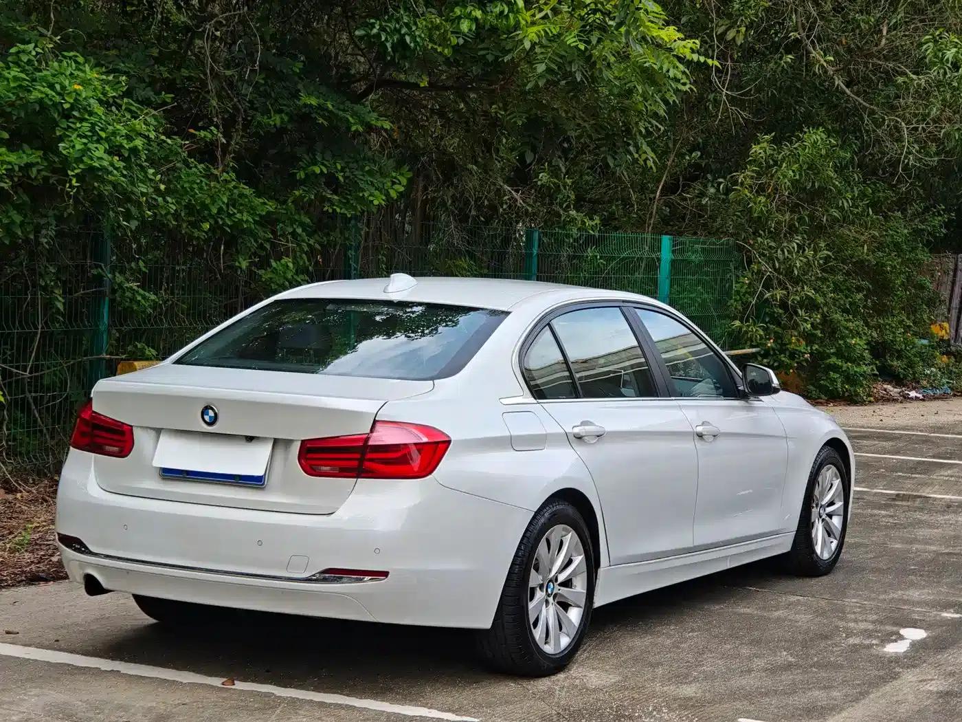 2017 BMW 3 Series 318Li Fashion Edition — миниатюра 6