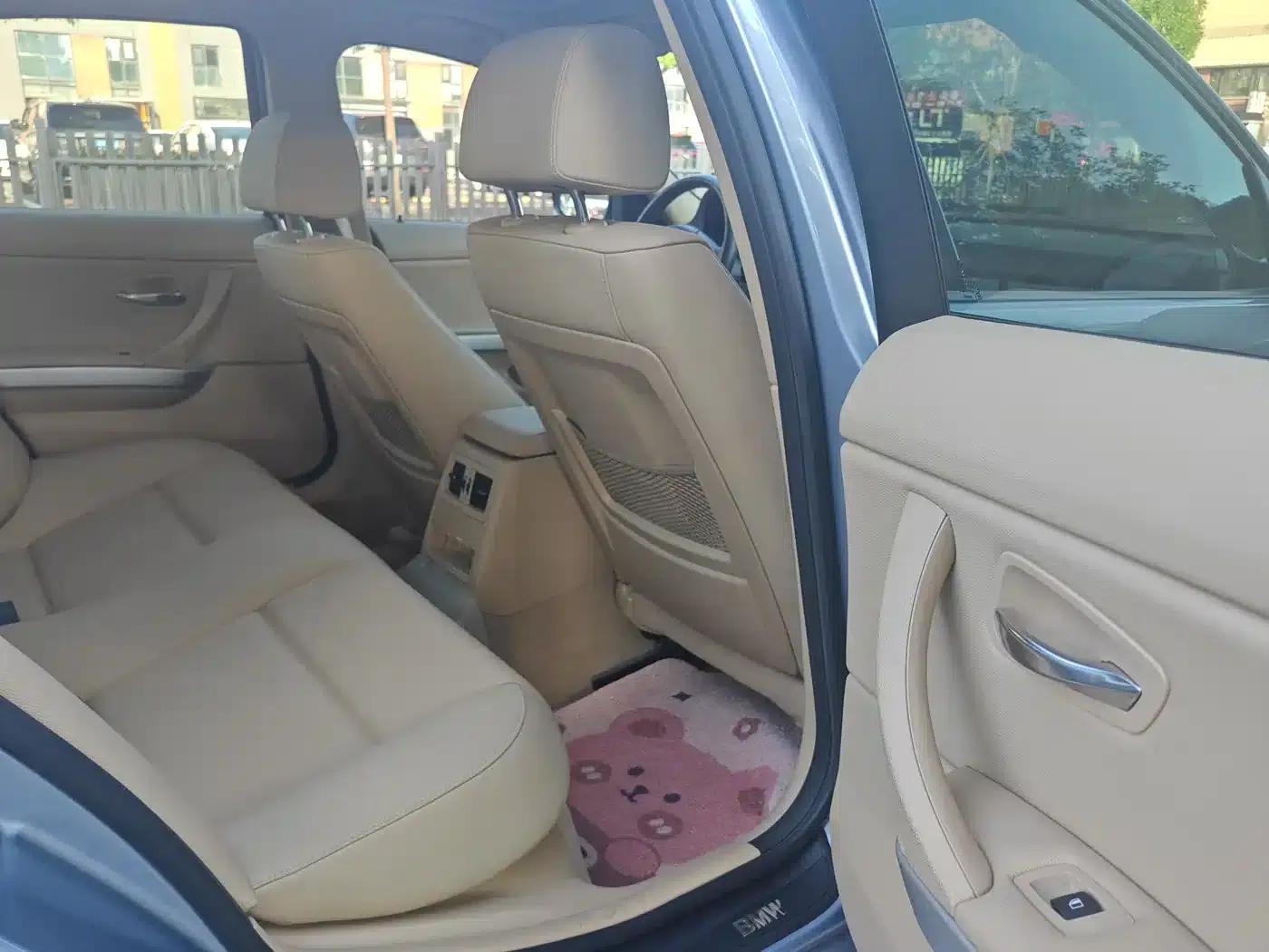 BMW 3 Series 2011 318i Leading Edition — миниатюра 17