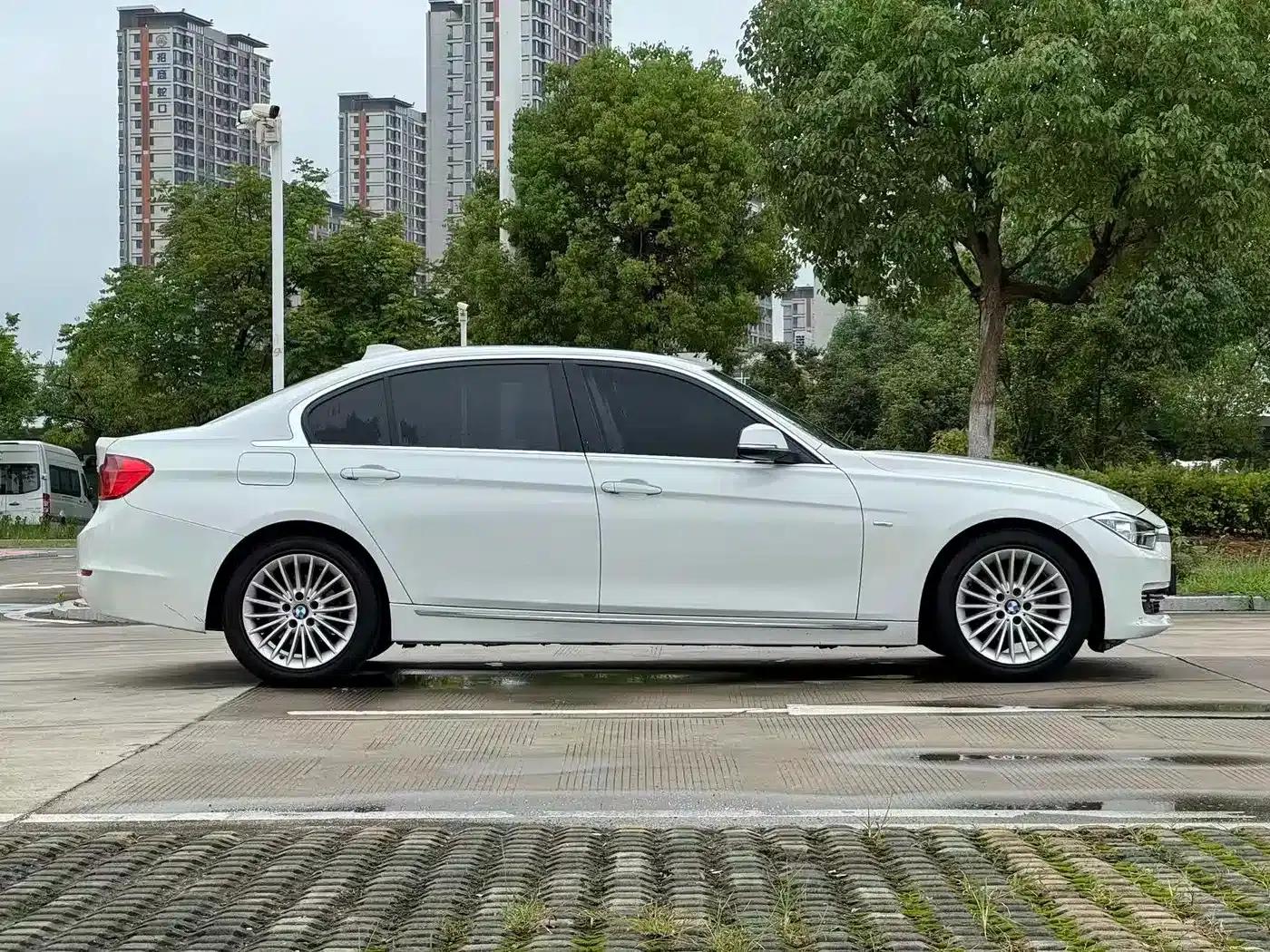 2015 BMW 3 Series 320Li Luxury Design Package — миниатюра 3