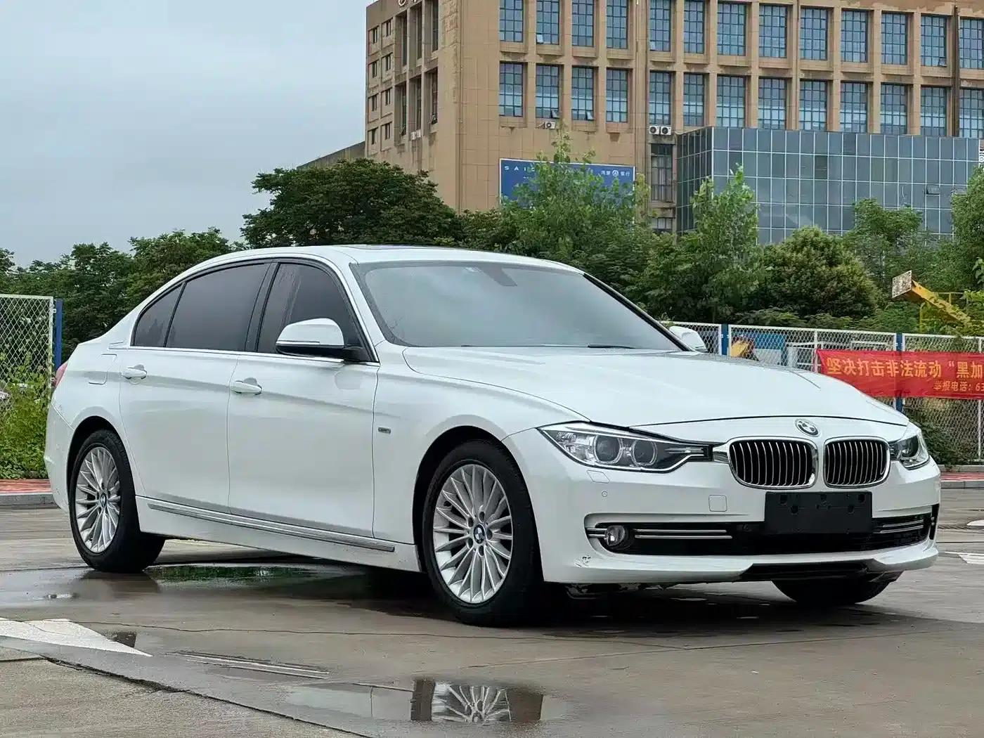 2015 BMW 3 Series 320Li Luxury Design Package — миниатюра 6