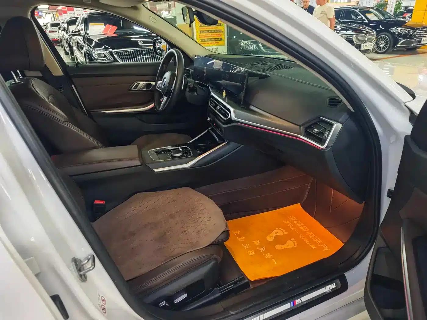 2023 BMW 3 Series 325i M Sport Package — миниатюра 14