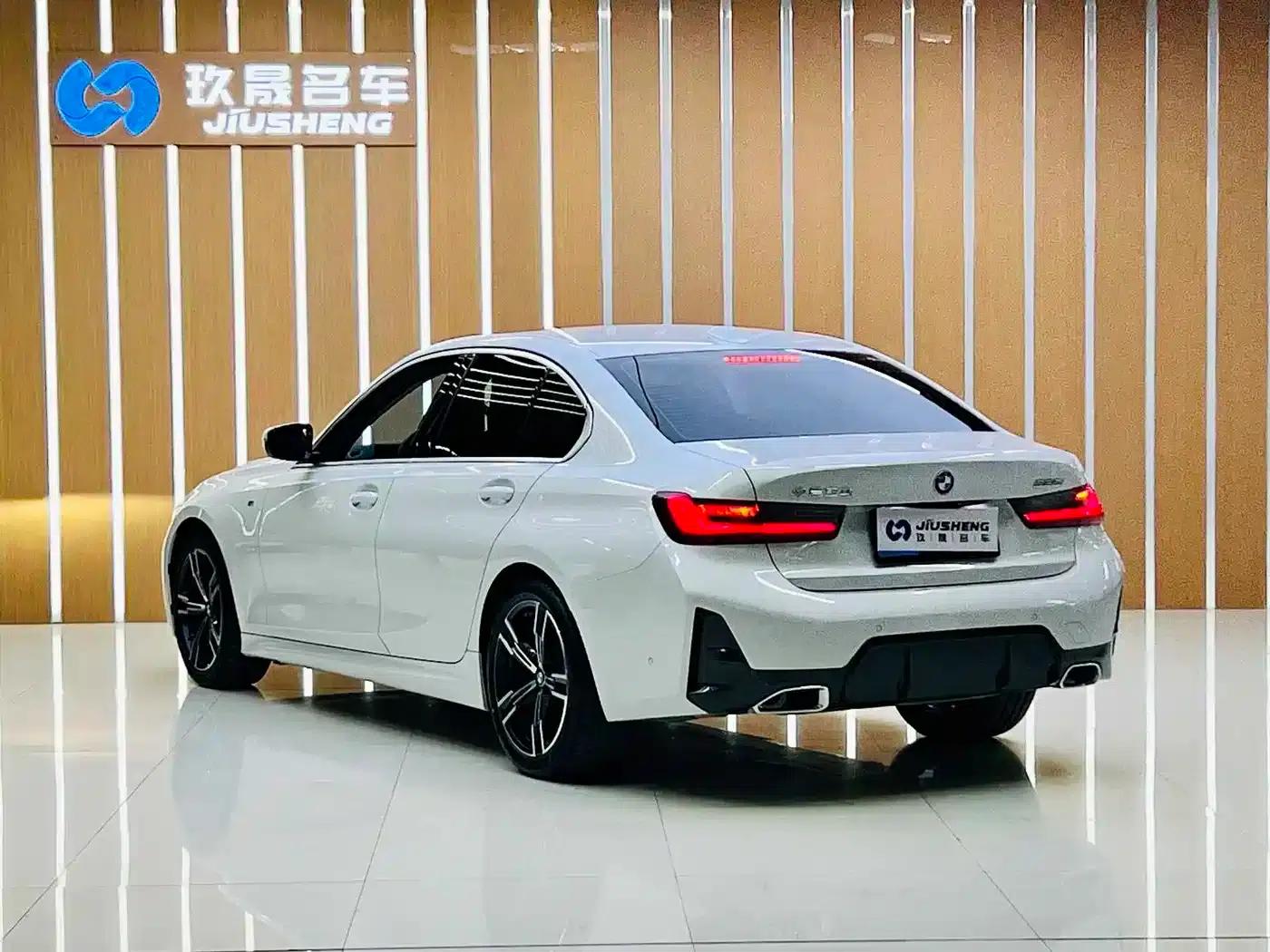 2023 BMW 3 Series 325i M Sport Package — миниатюра 6