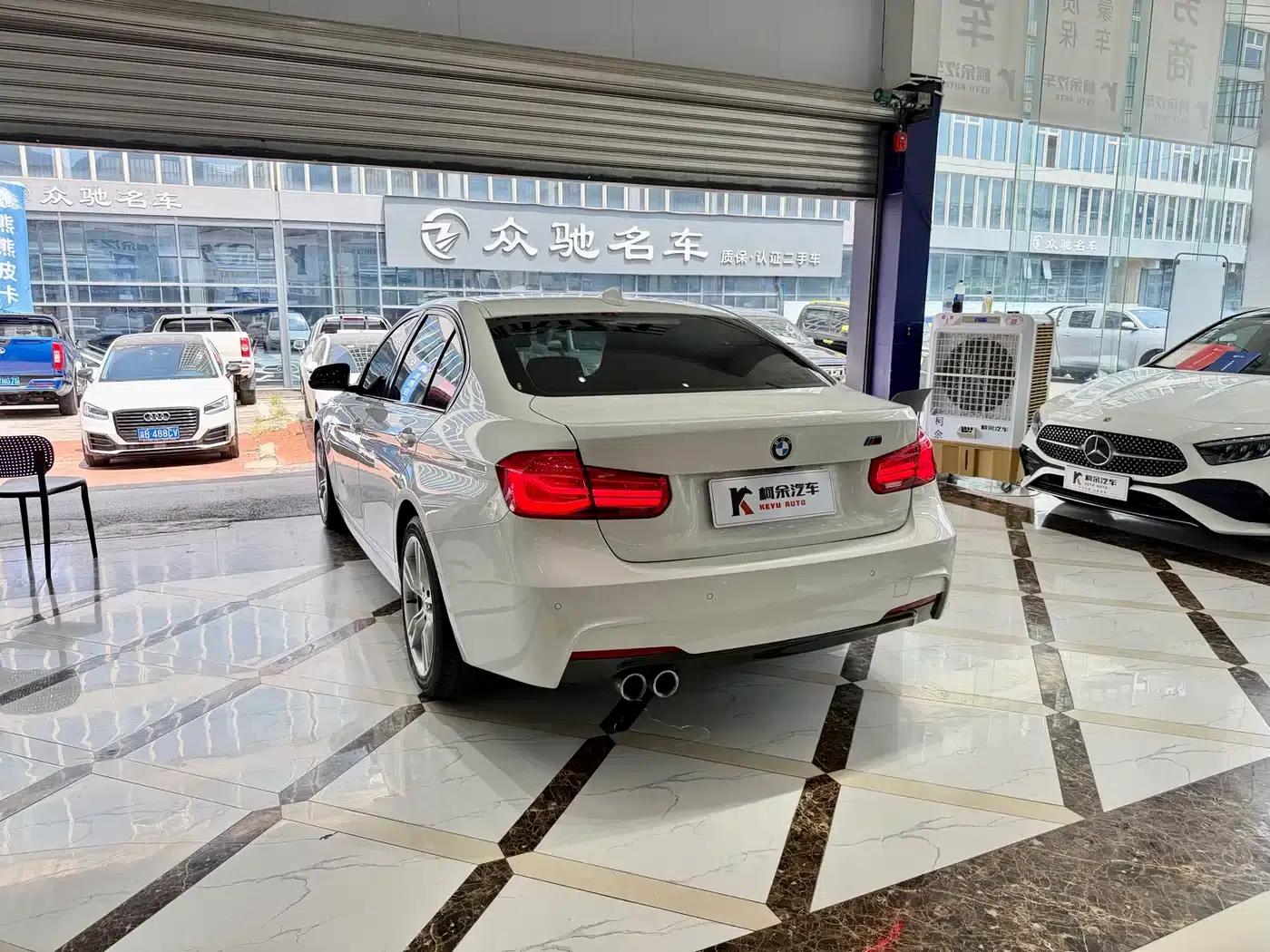 2018 BMW 3 Series 320i M Sport Package — миниатюра 11