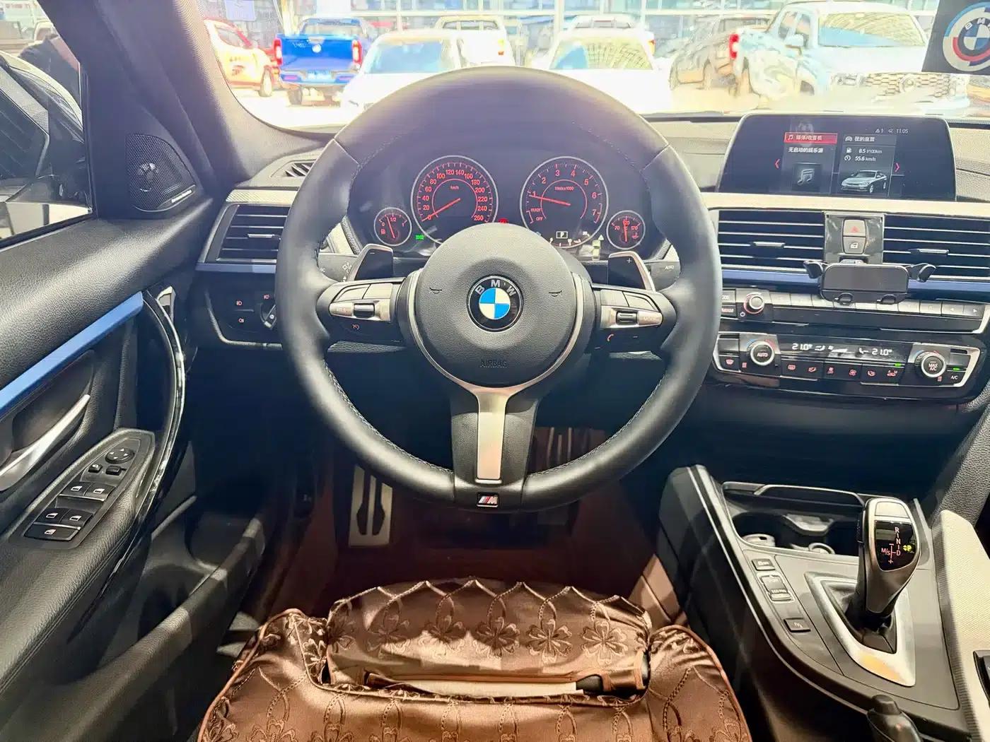 2018 BMW 3 Series 320i M Sport Package — миниатюра 7