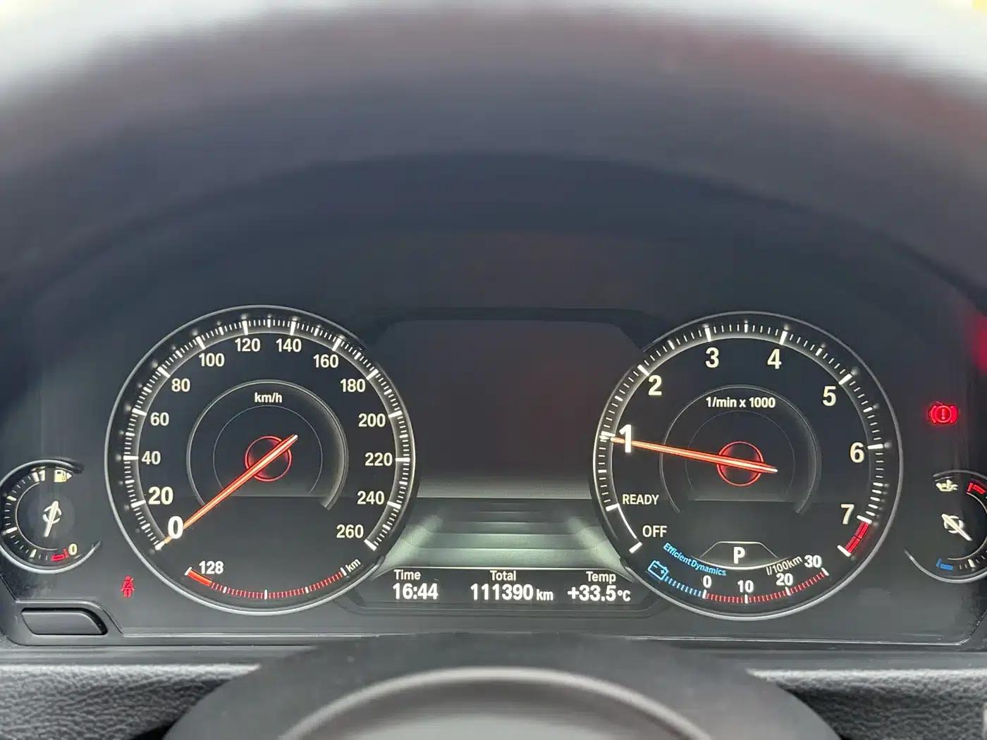 2018 BMW 3 Series 320Li M Sport Shadow Edition — миниатюра 9