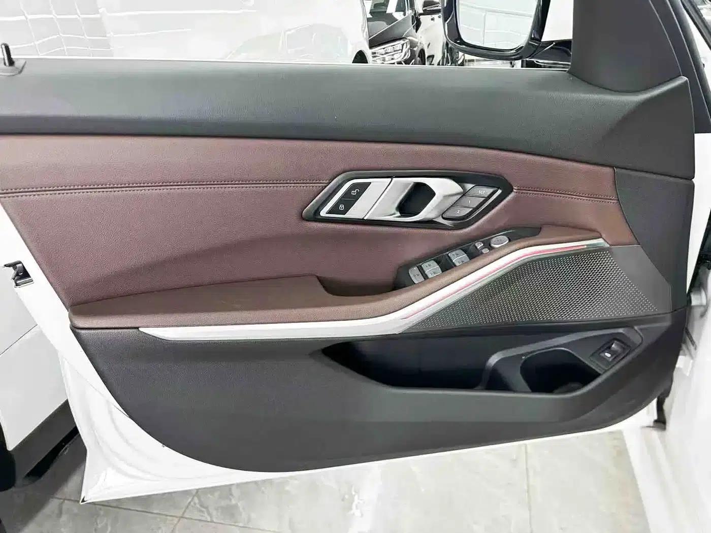 2023 BMW 3 Series 325Li M Sport Package — миниатюра 12