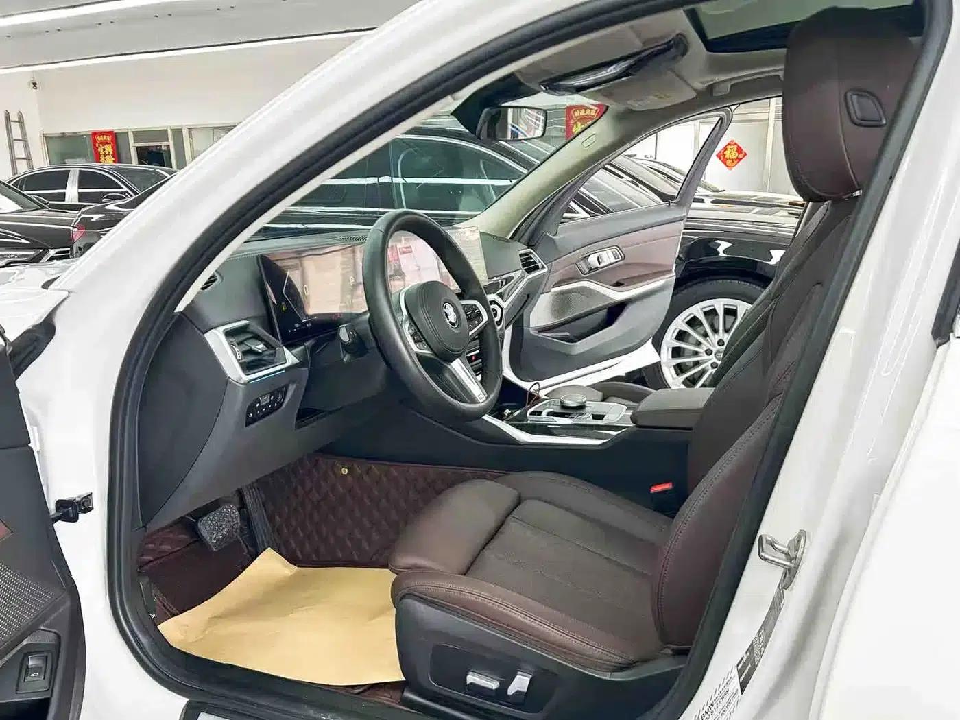 2023 BMW 3 Series 325Li M Sport Package — миниатюра 7
