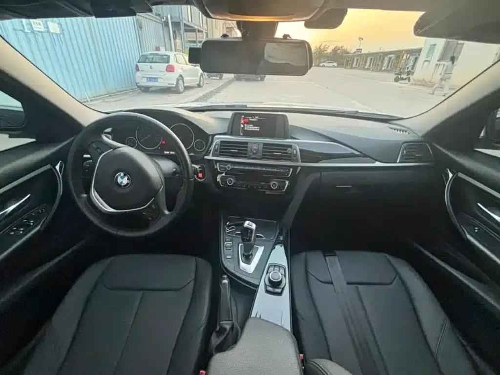 2017 BMW 3 Series 320Li Fashion Edition — миниатюра 8