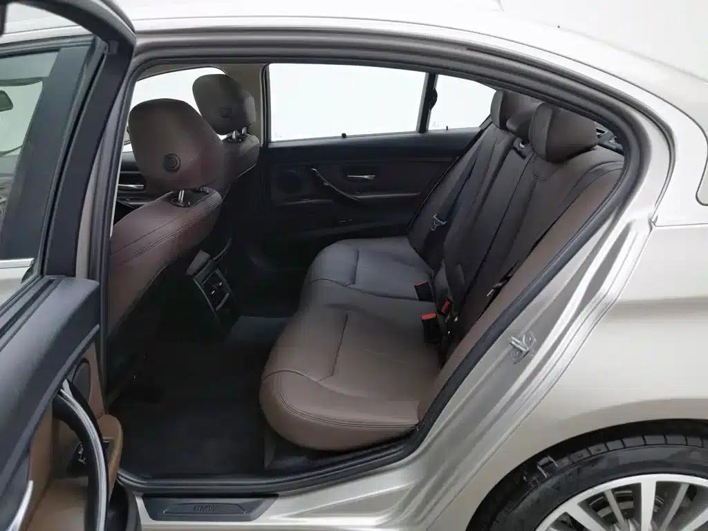 BMW 3 Series 2019 320Li Fashion Edition — миниатюра 15