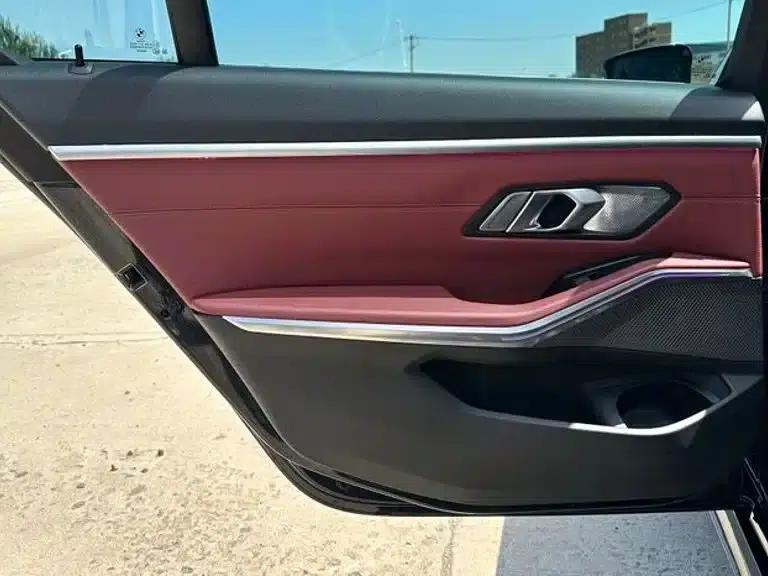 2022 BMW 3 Series 320Li M Sport Package — миниатюра 13
