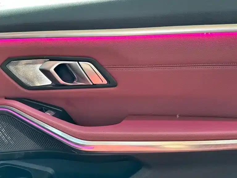 2022 BMW 3 Series 320Li M Sport Package — миниатюра 16