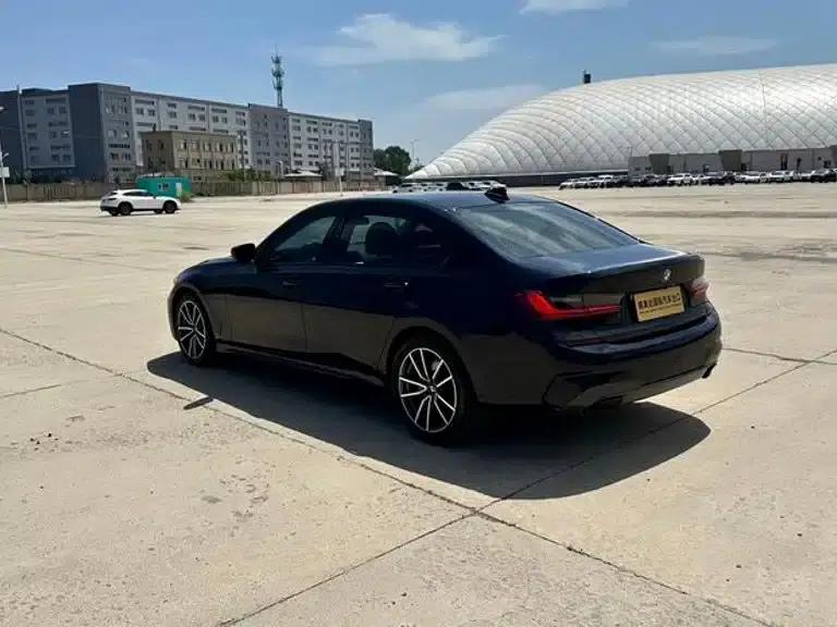 2022 BMW 3 Series 320Li M Sport Package — миниатюра 6