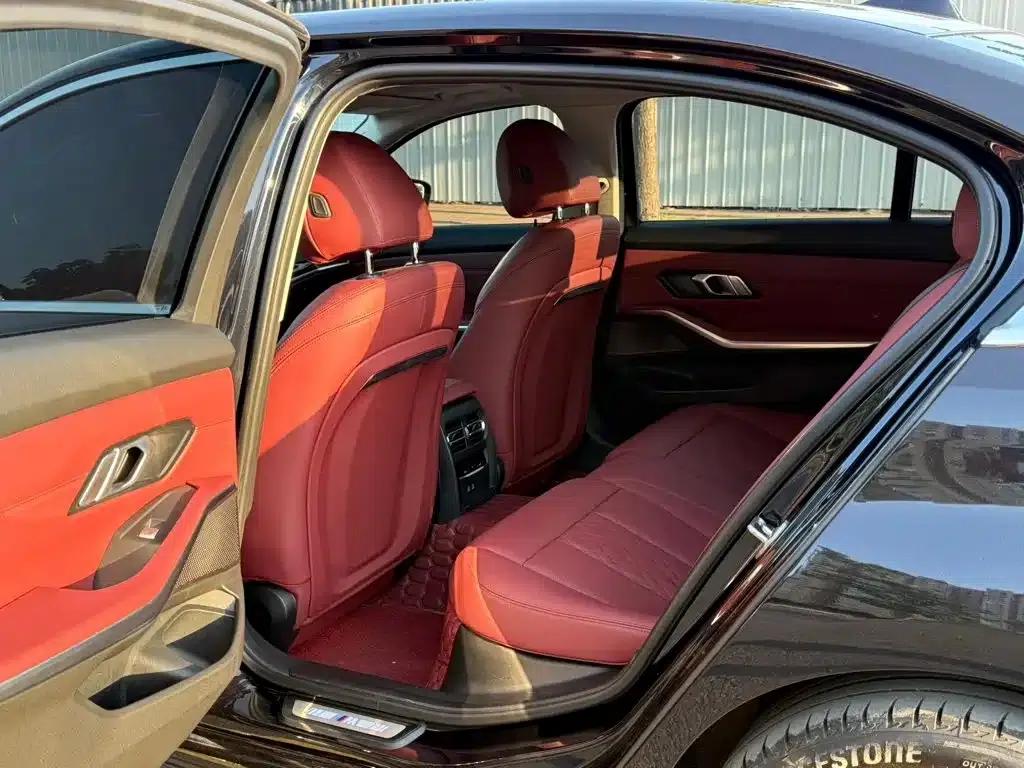 2023 BMW 3 Series 320Li M Sport Package — миниатюра 4