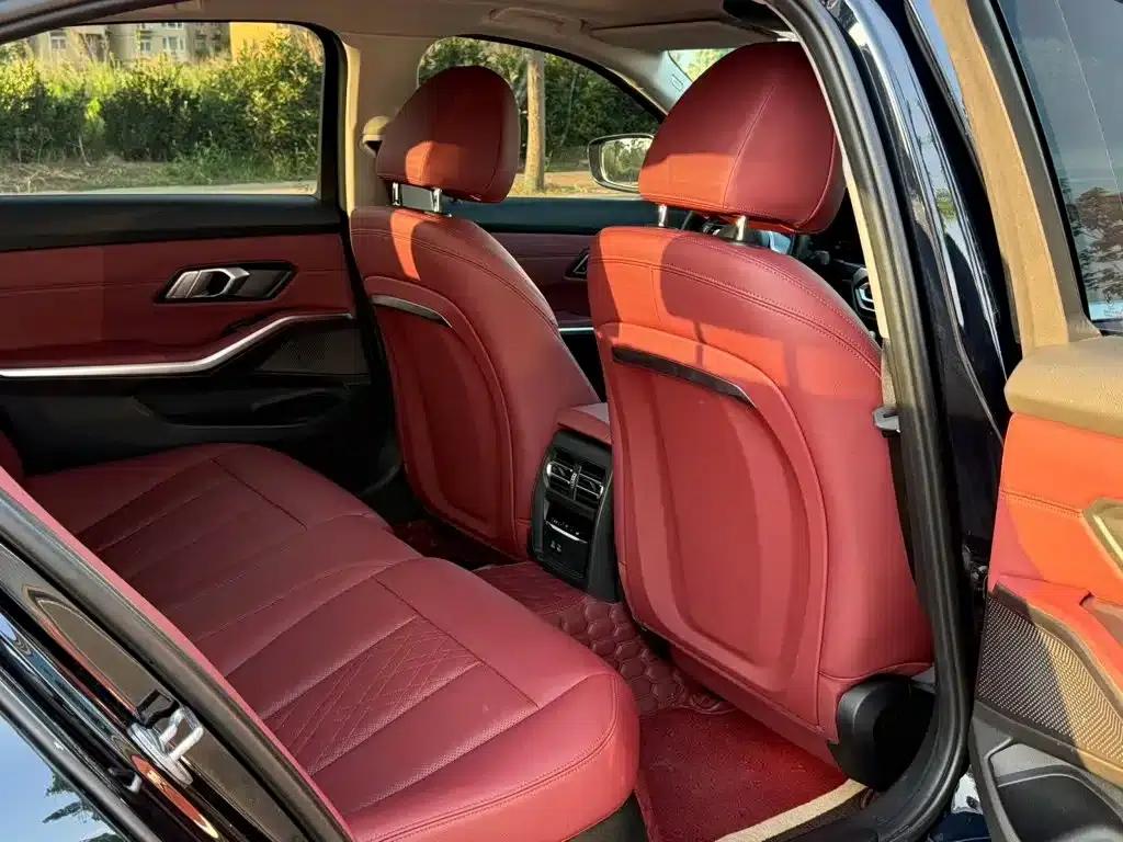 2023 BMW 3 Series 320Li M Sport Package — миниатюра 6