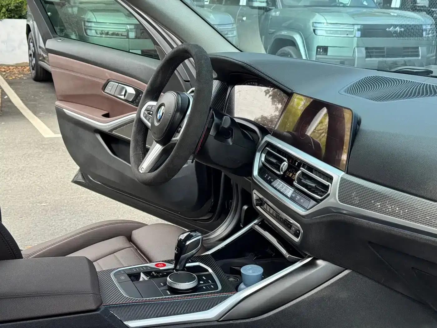 2020 BMW 3 Series 330i M Sport Shadow Edition — миниатюра 16