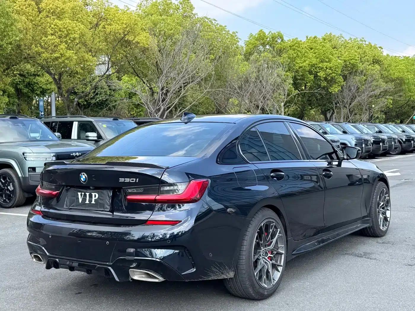2020 BMW 3 Series 330i M Sport Shadow Edition — миниатюра 17