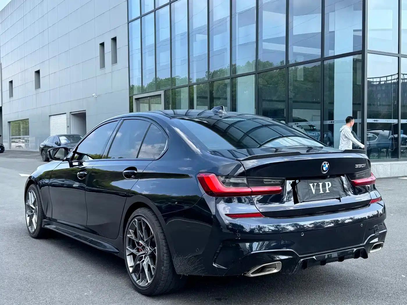 2020 BMW 3 Series 330i M Sport Shadow Edition — миниатюра 19