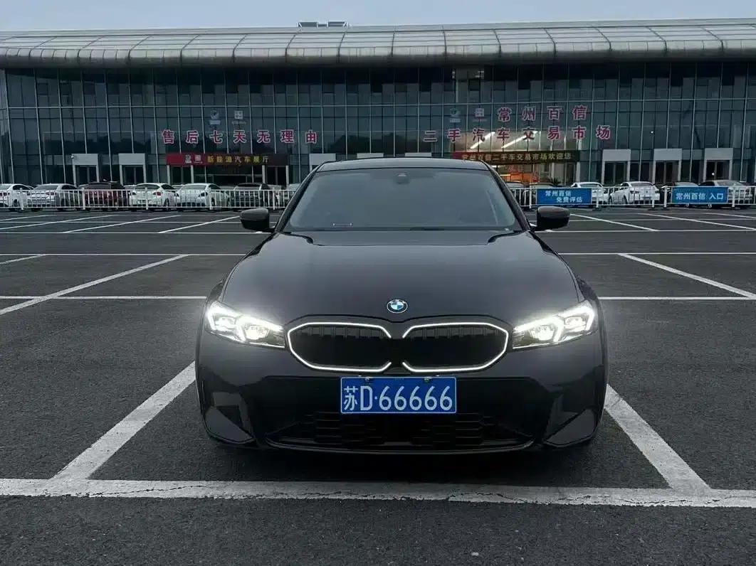 2025 BMW 3 Series 330Li M Sport Shadow Edition — миниатюра 2
