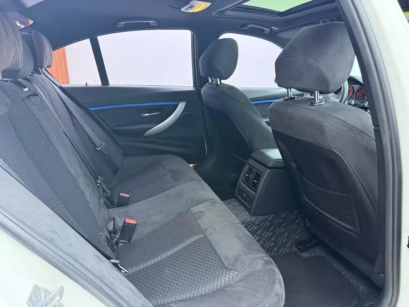 2018 BMW 3 Series 320i M Sport Package — миниатюра 16