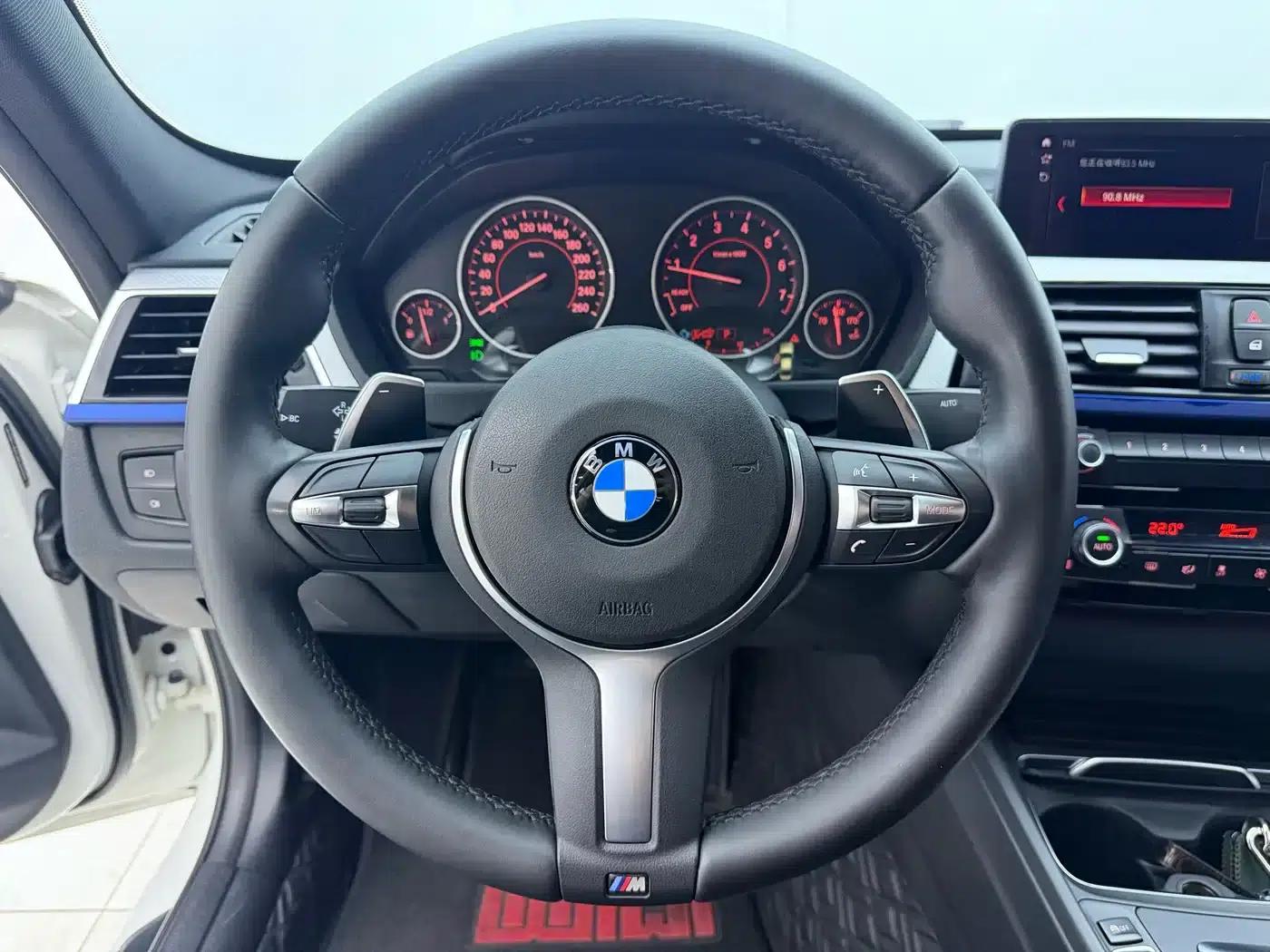 2018 BMW 3 Series 320i M Sport Package — миниатюра 7