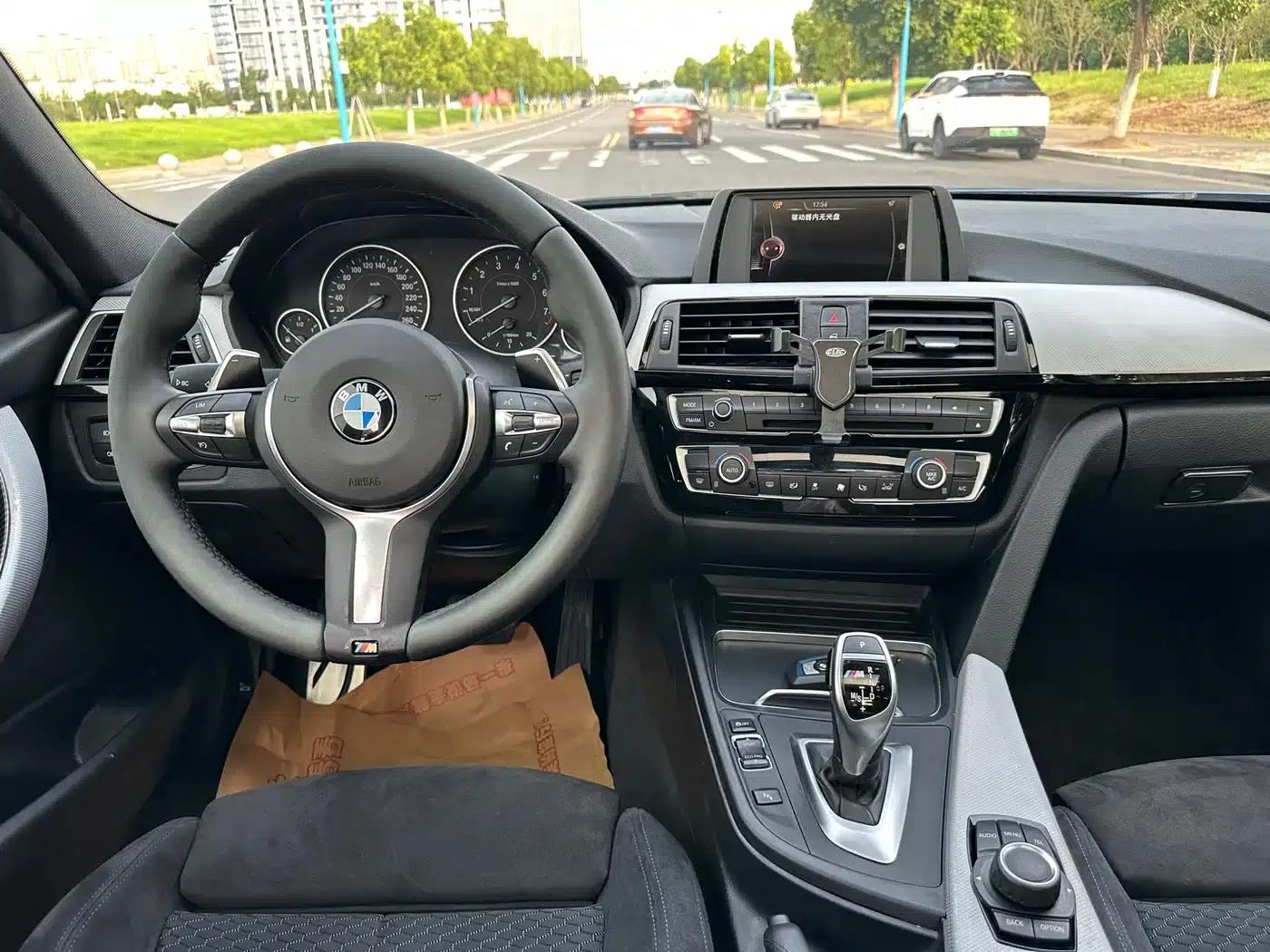 2017 BMW 3 Series 320i M Sport — миниатюра 15