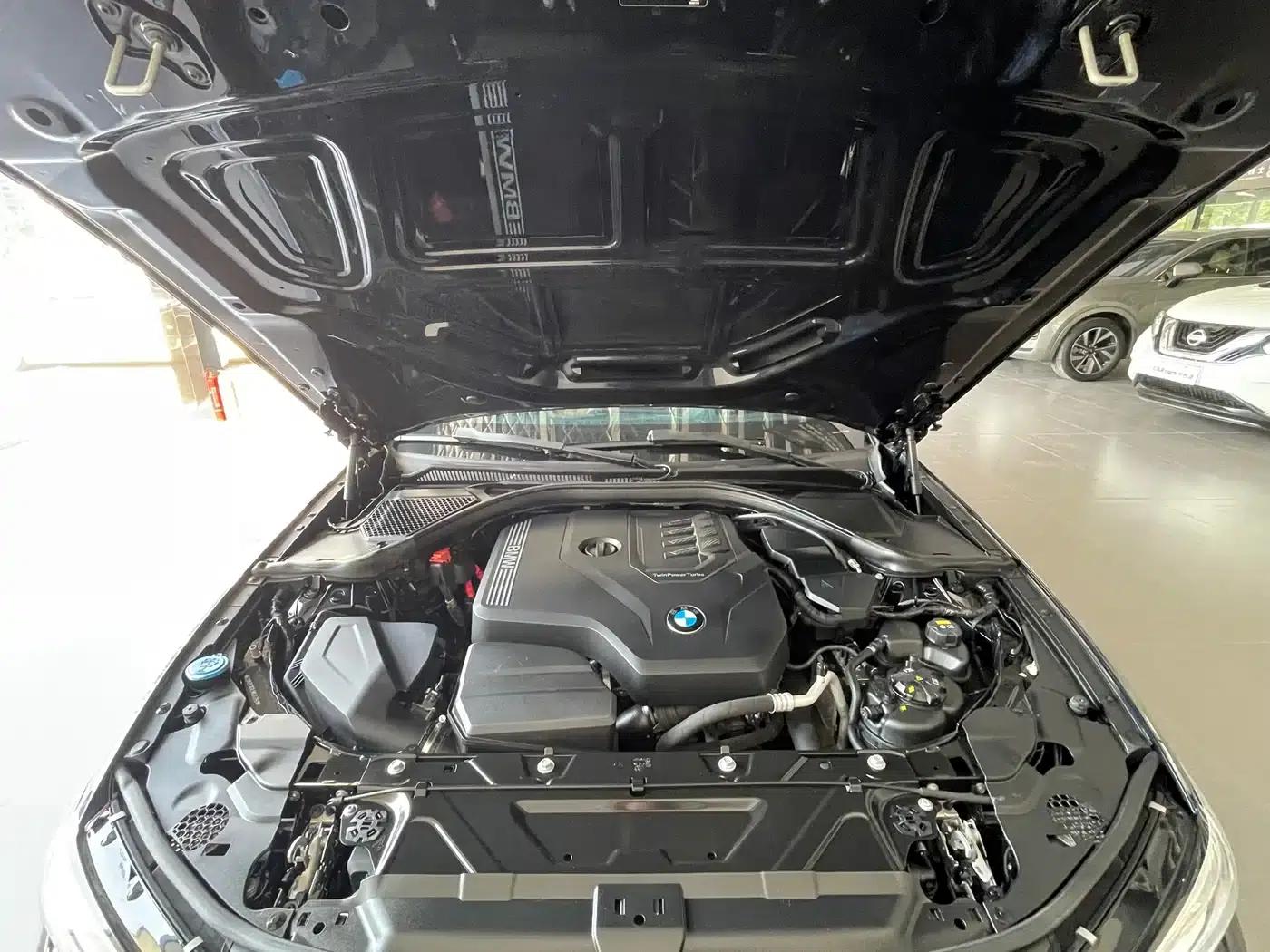 2020 BMW 3 Series 325Li M Sport Shadow Edition — миниатюра 31
