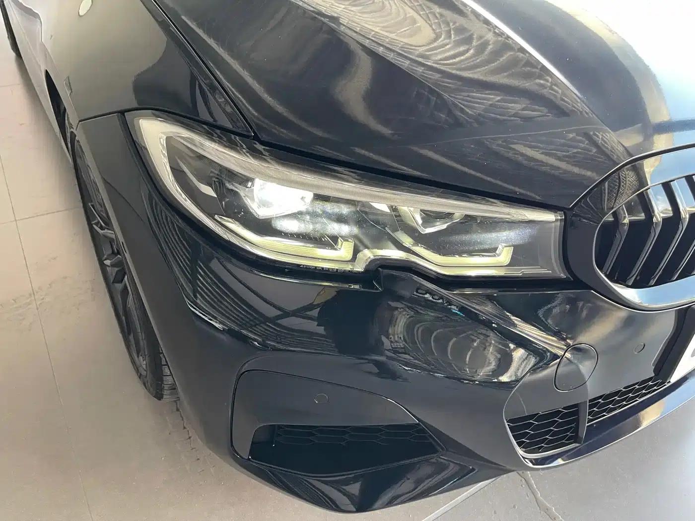 2020 BMW 3 Series 325Li M Sport Shadow Edition — миниатюра 9
