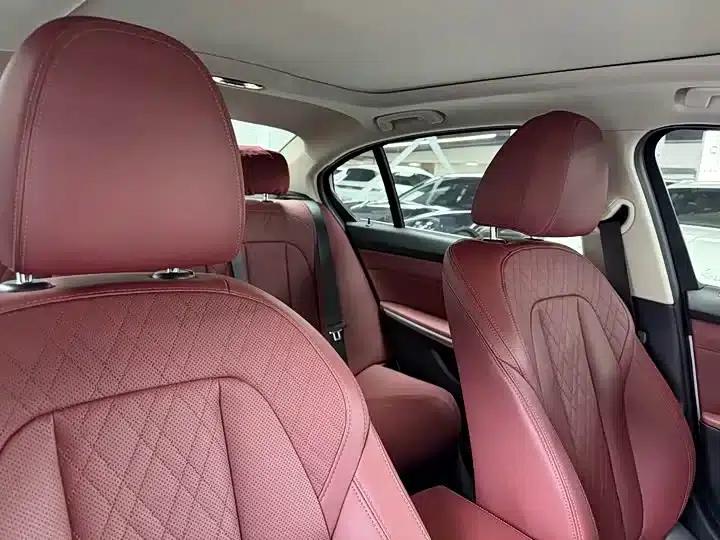 2024 BMW 3 Series 325Li M Sport Package — миниатюра 15