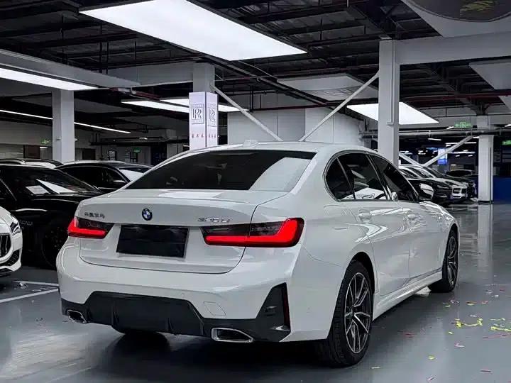 2024 BMW 3 Series 325Li M Sport Package — миниатюра 20