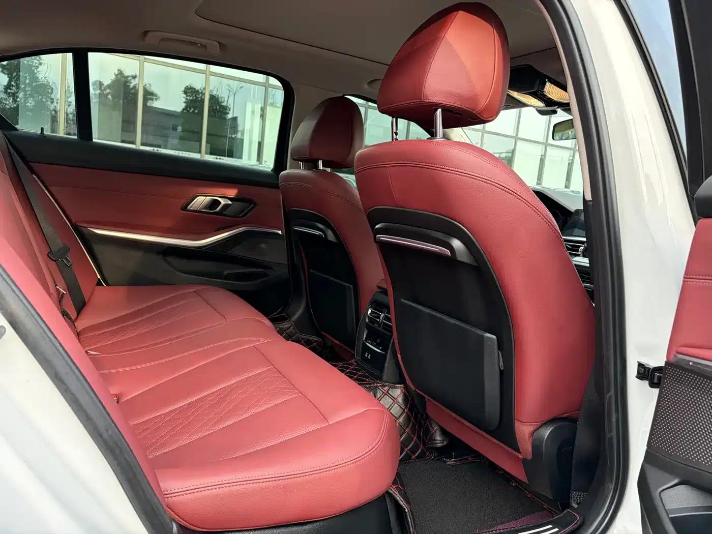 2022 BMW 3 Series 325Li M Sport Package — миниатюра 11