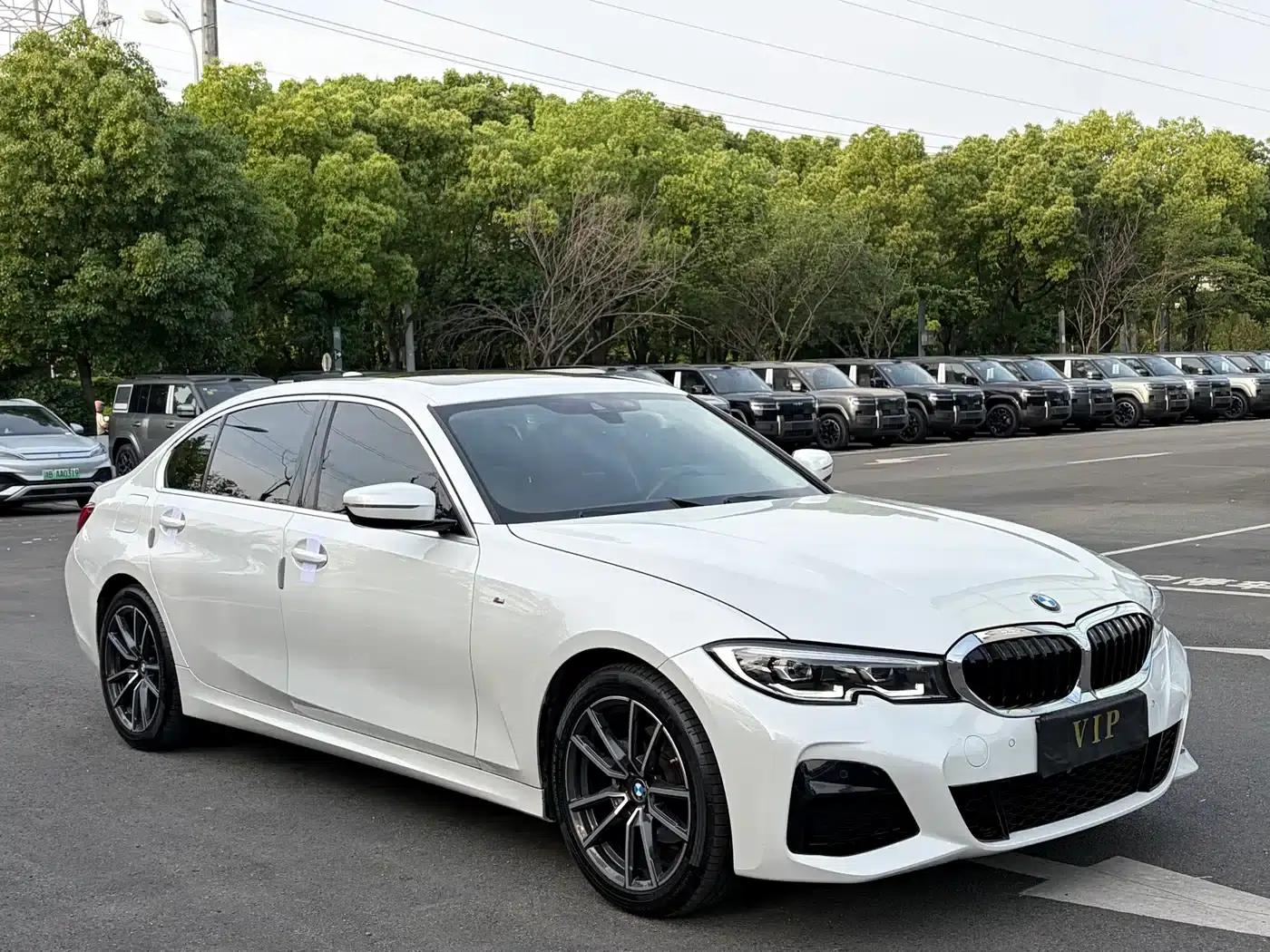 2022 BMW 3 Series 325Li M Sport Package — миниатюра 3