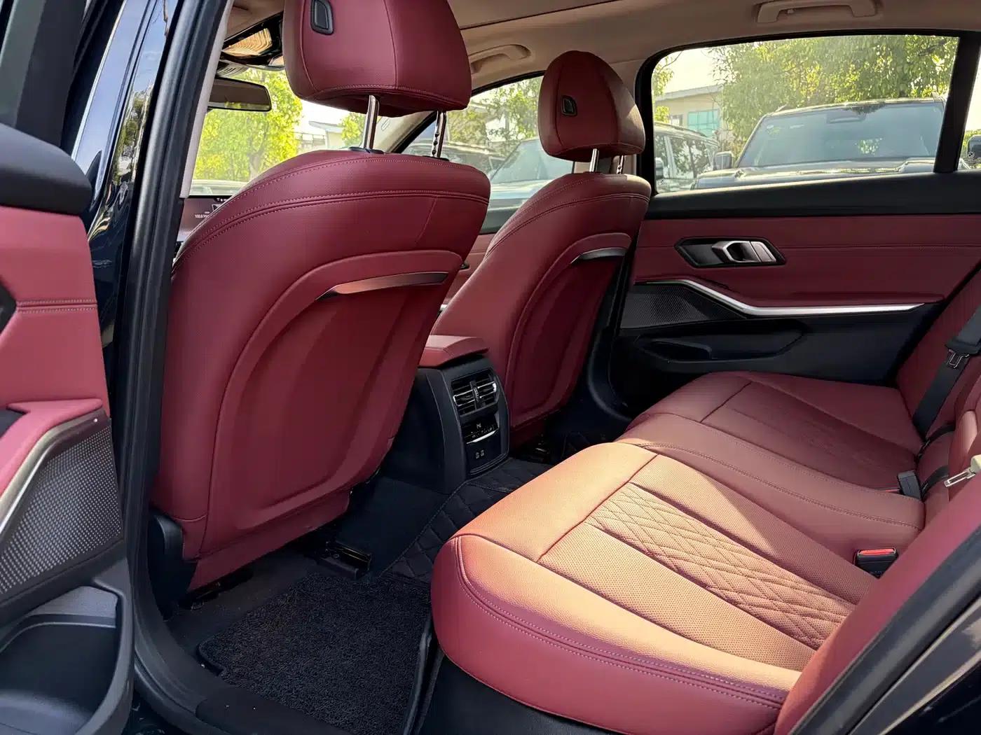 2024 BMW 3 Series 325Li M Sport Package — миниатюра 8