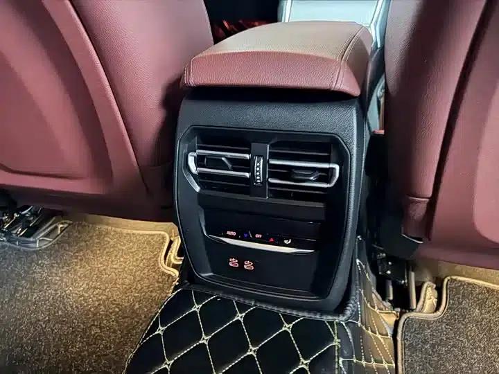 2023 BMW 3 Series 325Li M Sport Shadow Edition — миниатюра 11