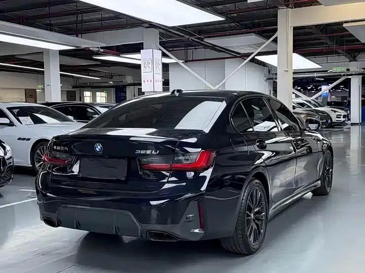 2023 BMW 3 Series 325Li M Sport Shadow Edition — миниатюра 17