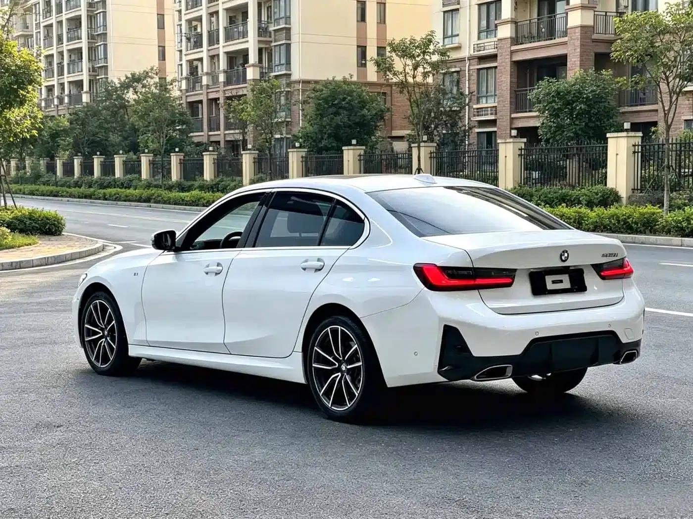 2024 BMW 3 Series 325Li M Sport Package — миниатюра 2