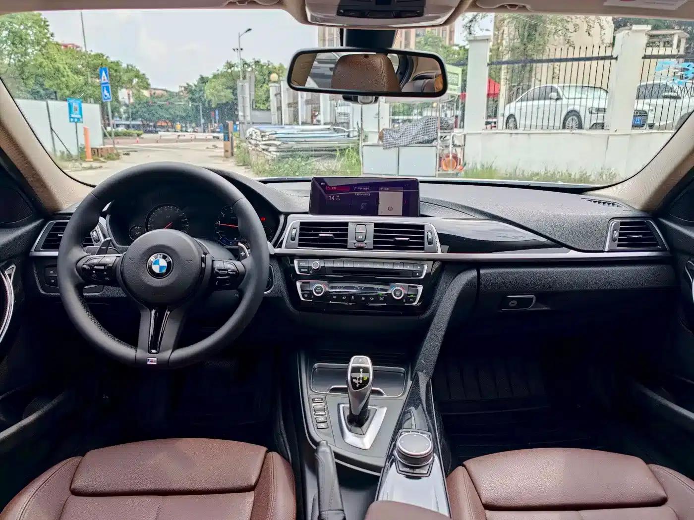 2018 BMW 3 Series 320Li Leading M Sport Package — миниатюра 5