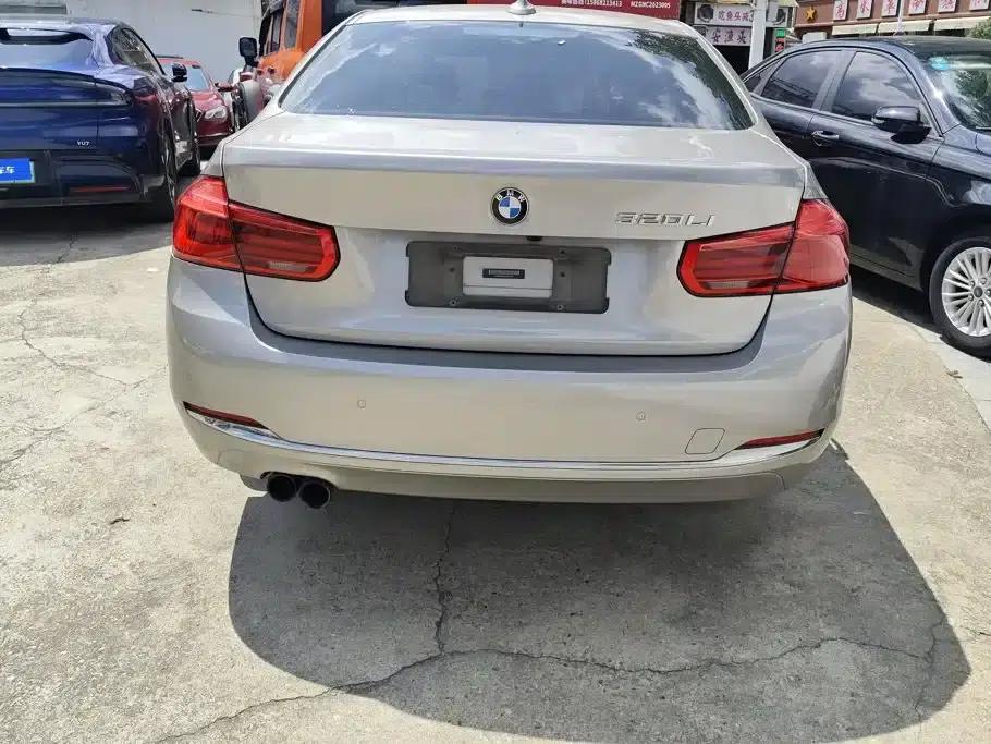 2017 BMW 3 Series 320Li Fashion Edition — миниатюра 4