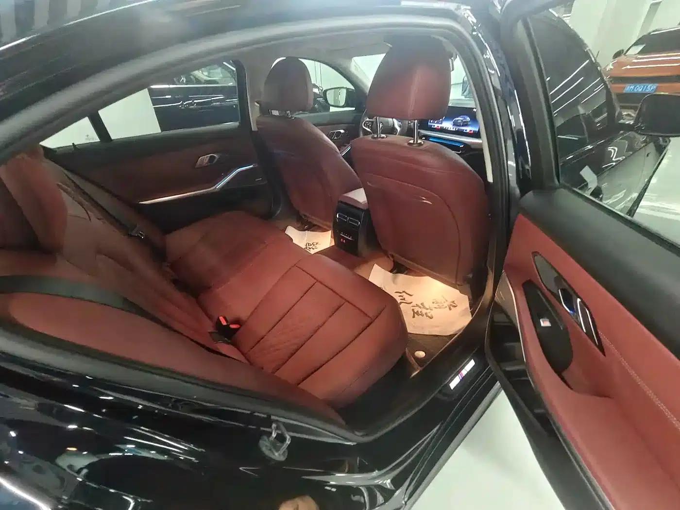 2025 BMW 3 Series 330Li M Sport Shadow Edition — миниатюра 16