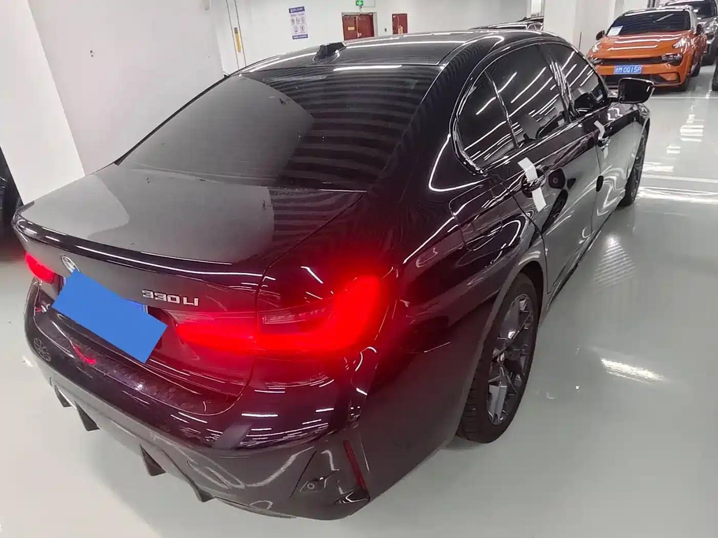 2025 BMW 3 Series 330Li M Sport Shadow Edition — миниатюра 5