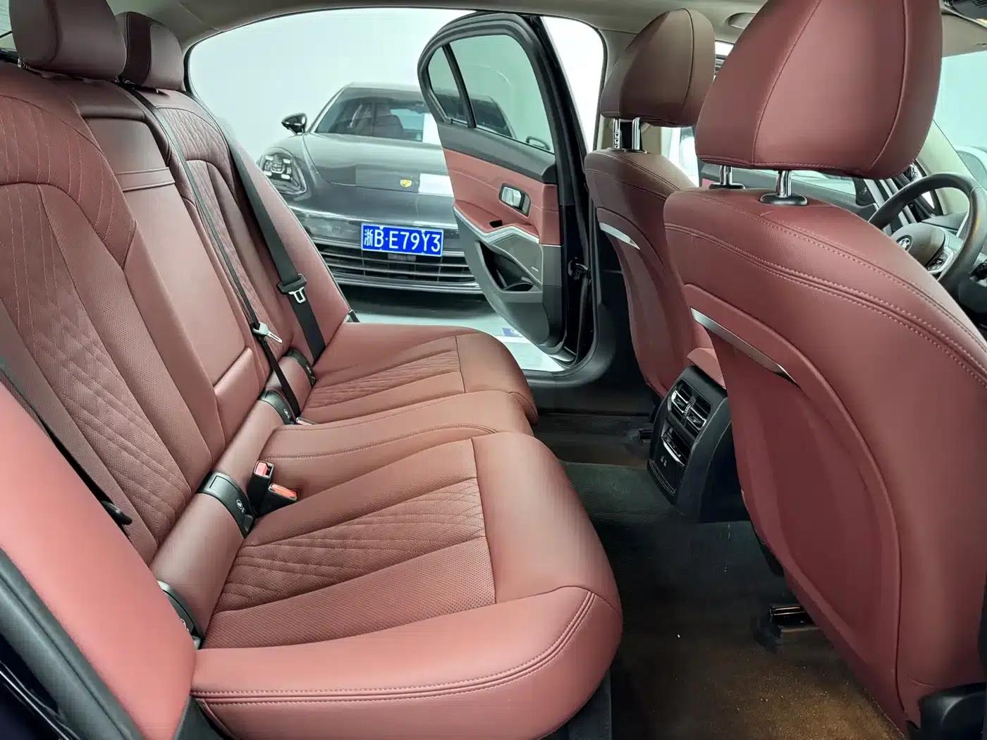 2023 BMW 3 Series 325Li M Sport Shadow Edition — миниатюра 13