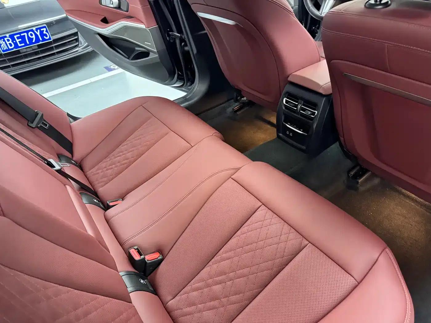 2023 BMW 3 Series 325Li M Sport Shadow Edition — миниатюра 14